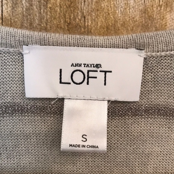 Ann Taylor Loft Sweater Size Small - Picture 3 of 5